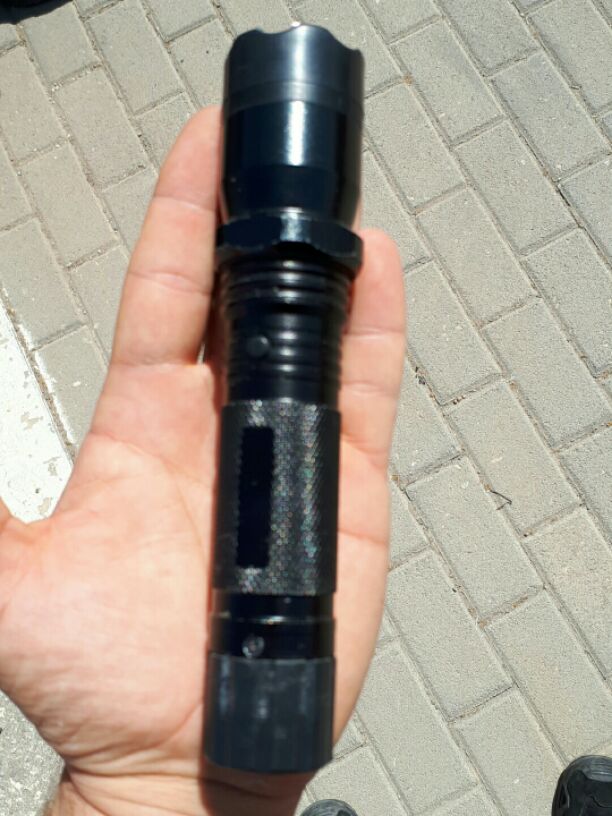 פנס שוקר + מטען חדש באריזה מאוד חזק 
