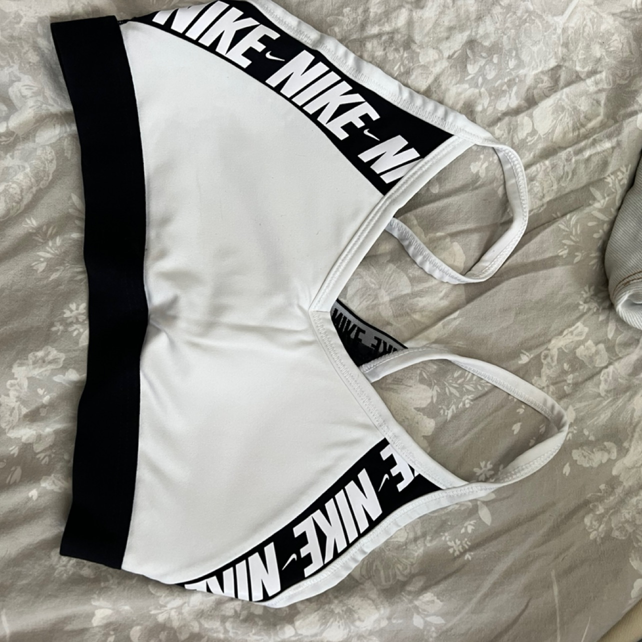 טופ נייקי 🤍