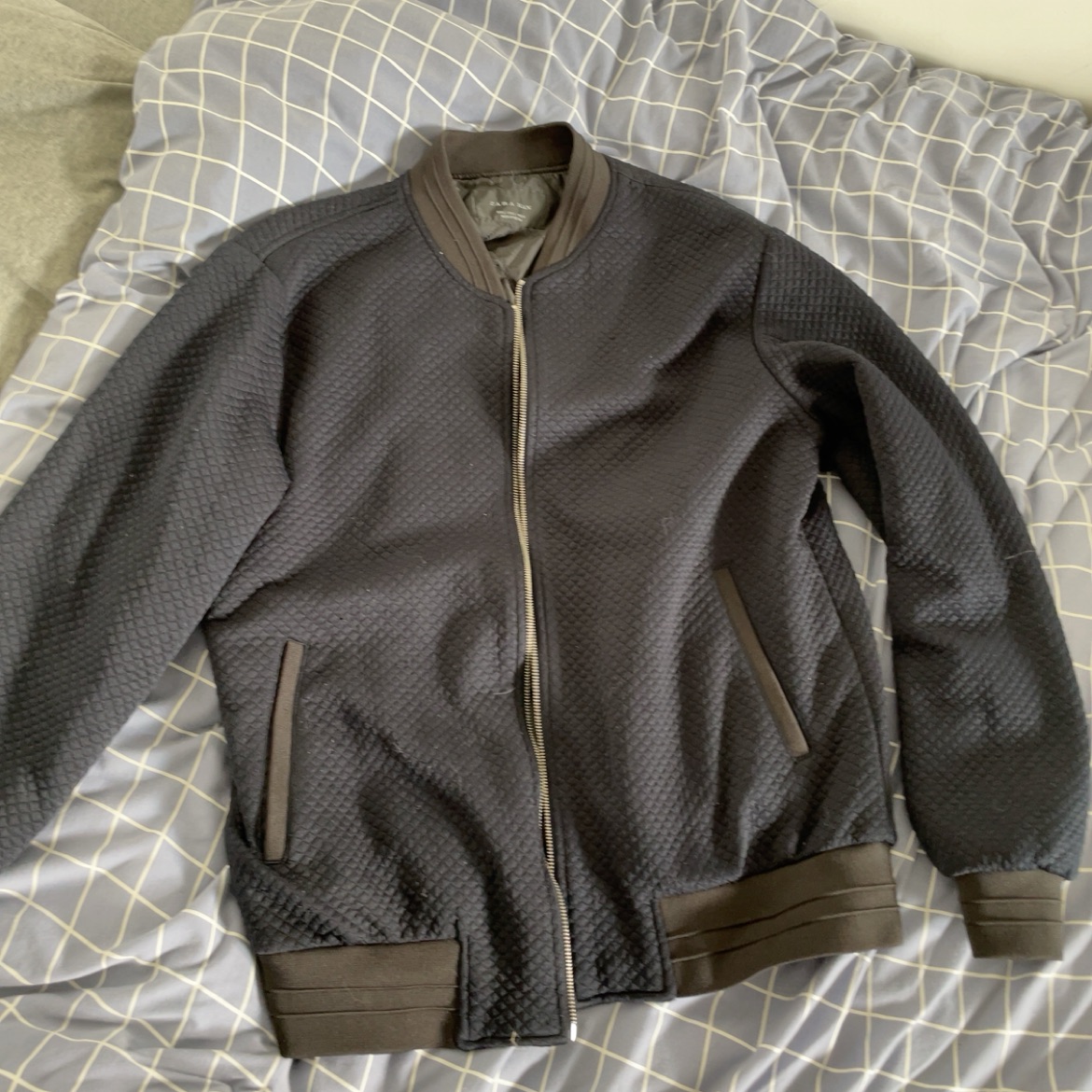 קפוצון שחור Zara 