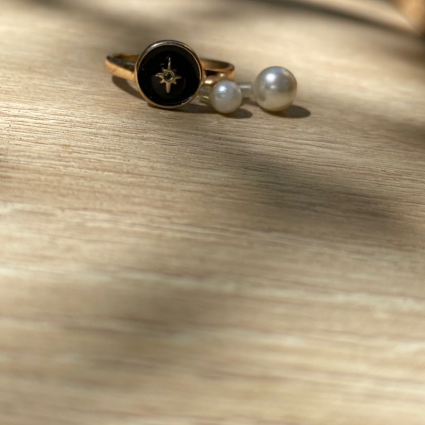 סט שחור לבן 