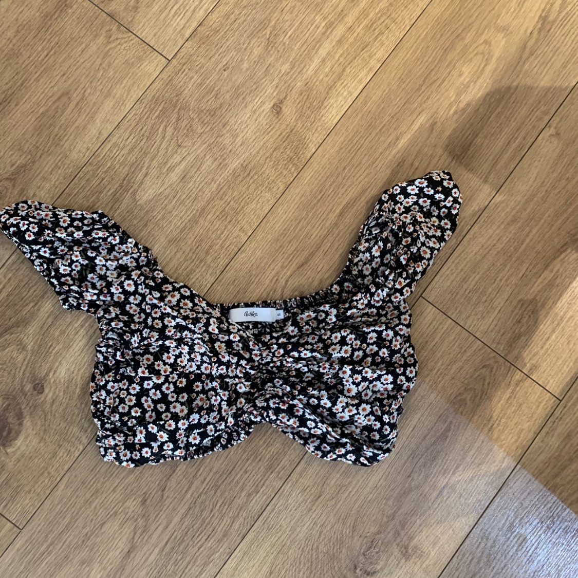 קרופ טופ עדיקה