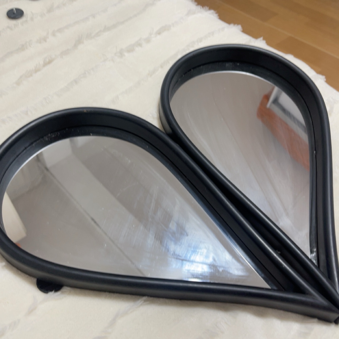 זוג מראות שיוצרות לב🖤