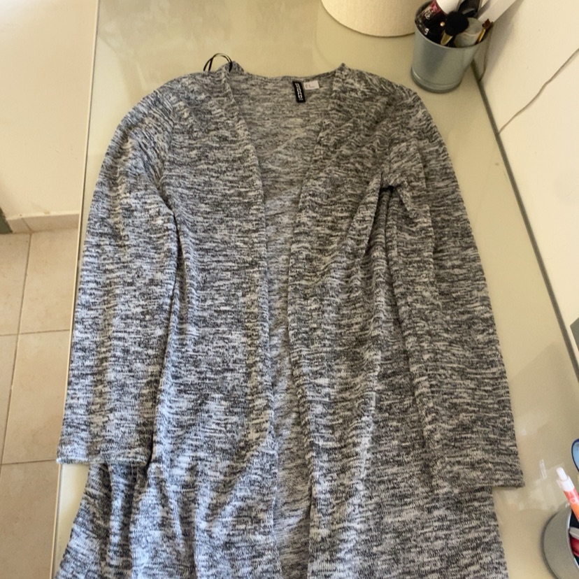 קרדיגן אפור