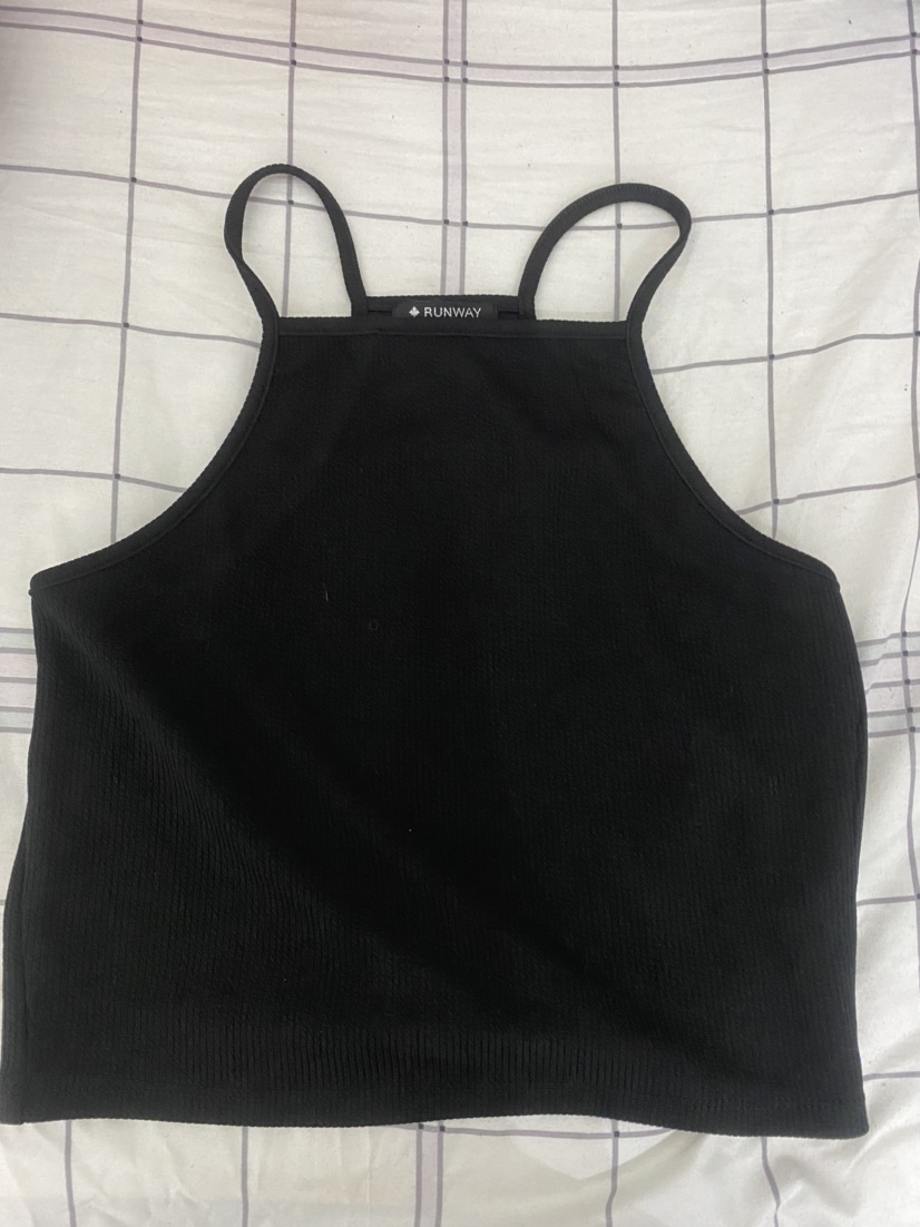 גופיה מאורבניקה שלא נלבשה אף פעםם