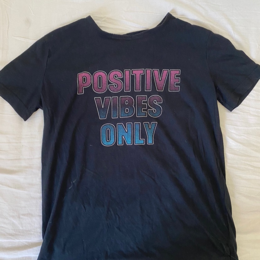 טישרט גב פתוח