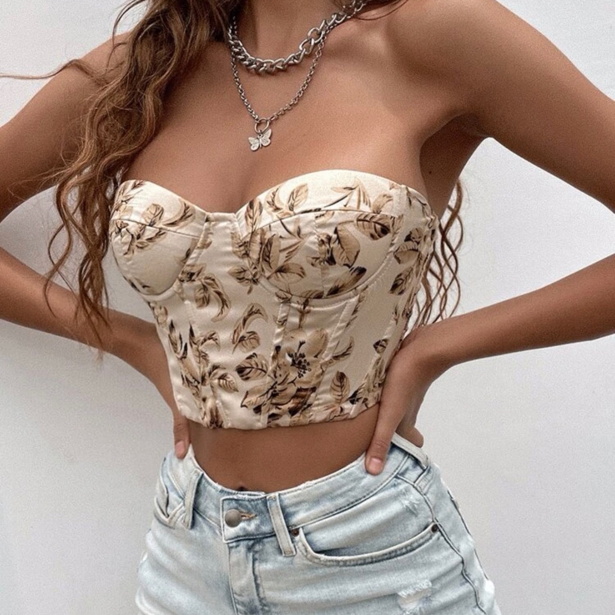 מחוך פרחוני