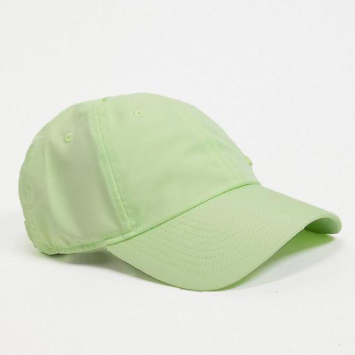 כובע ספורט בצבע ירוק של Nike