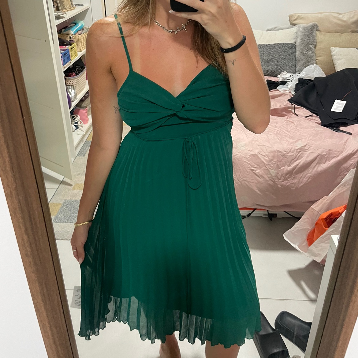 שמלת ערב ירוק בקבוק