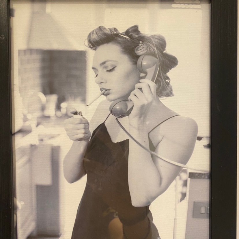 שירותי תוכן וקד״מ למוצרים און ליין 