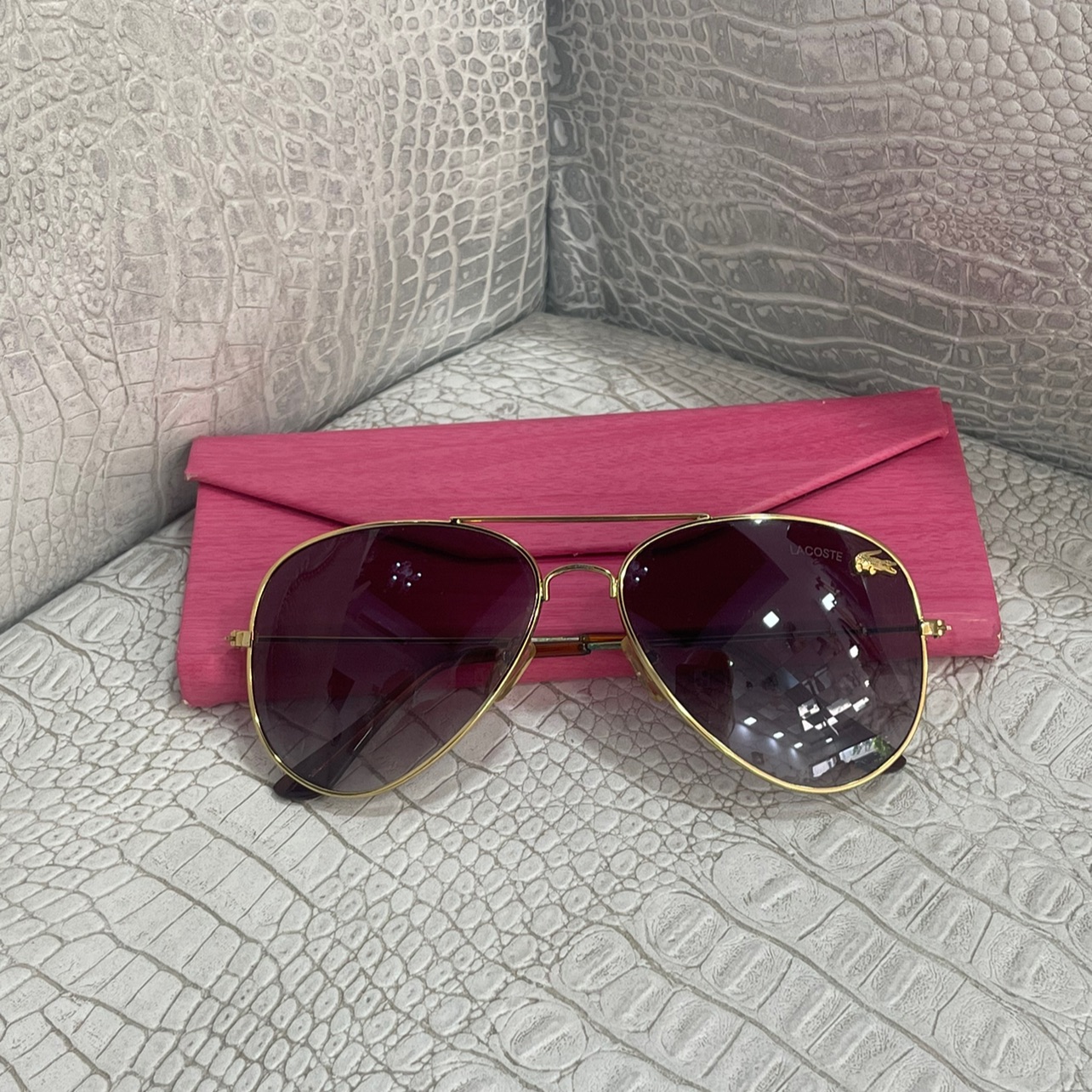 משקפי טייסים Lacoste 