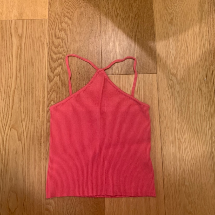 גופייה ורודה💖