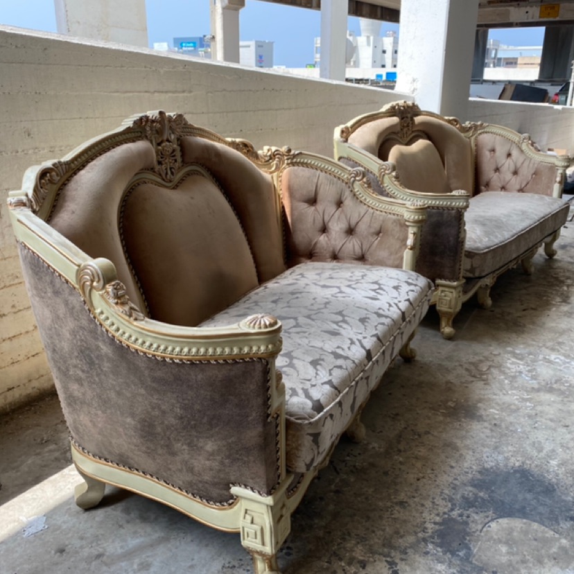 סלון ענתיקה 3,2,1 במצב מצוין!