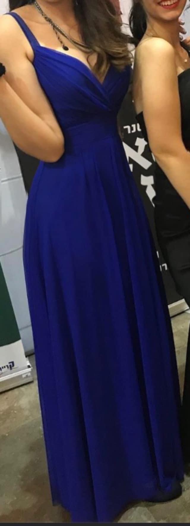 שמלת נשף להשכרה 