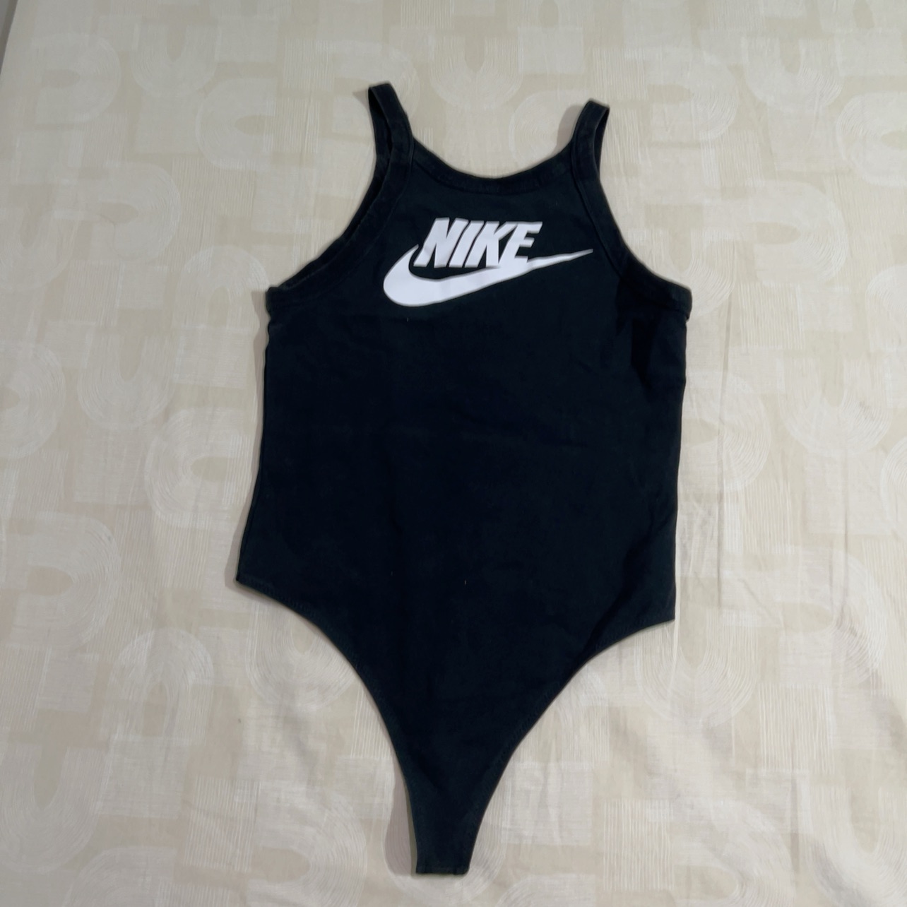 בגד גוף של נייק