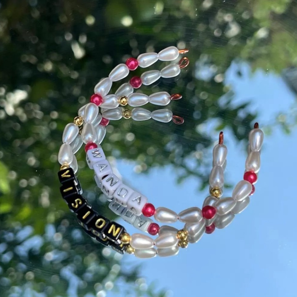 צמידים עם שמות 