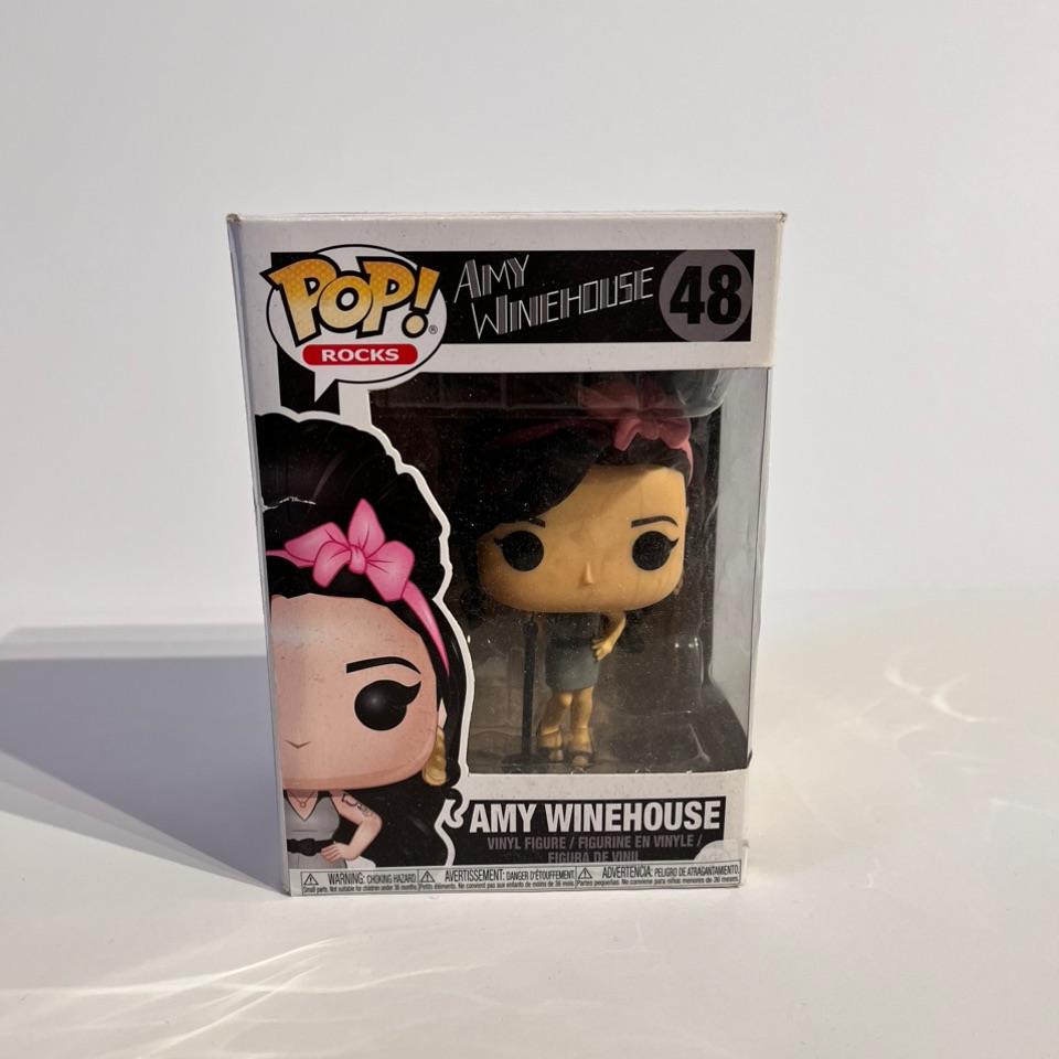 Funko pop Amy Winehouse 48