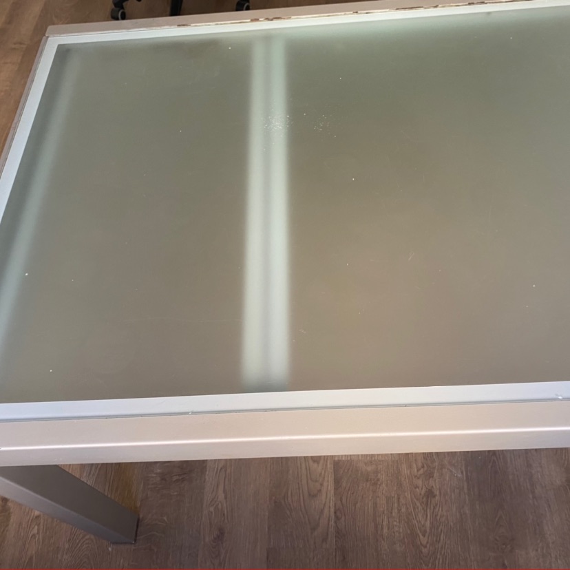 שולחן אוכל/שולחן ישיבות של טולמנס נפתח 