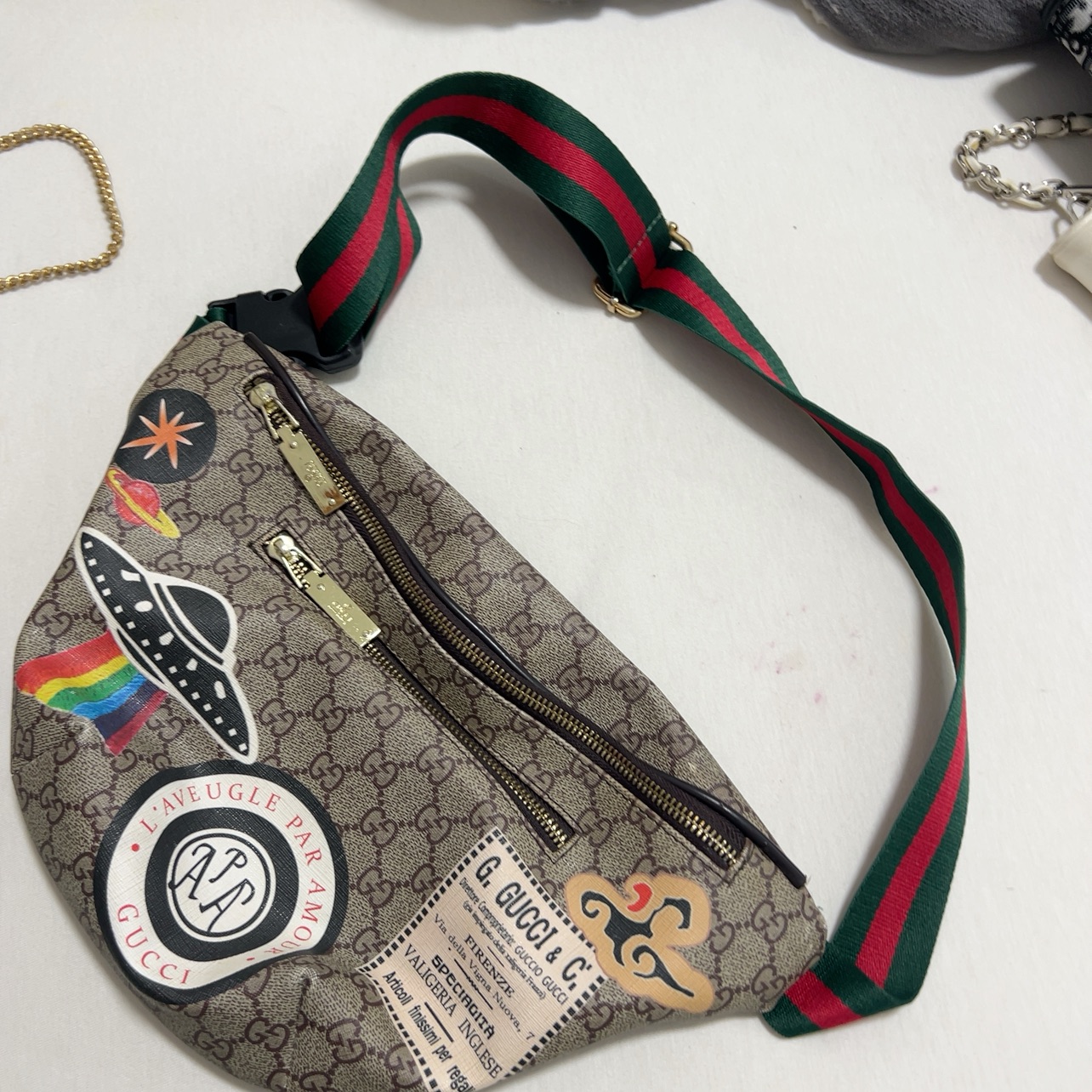 פאוץ של גוצי