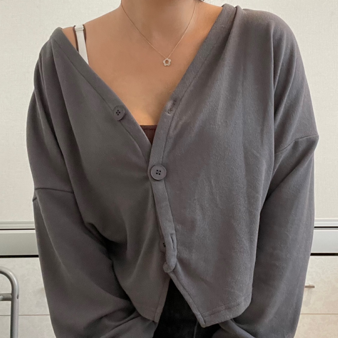 עליונית ארוכה אפורה 