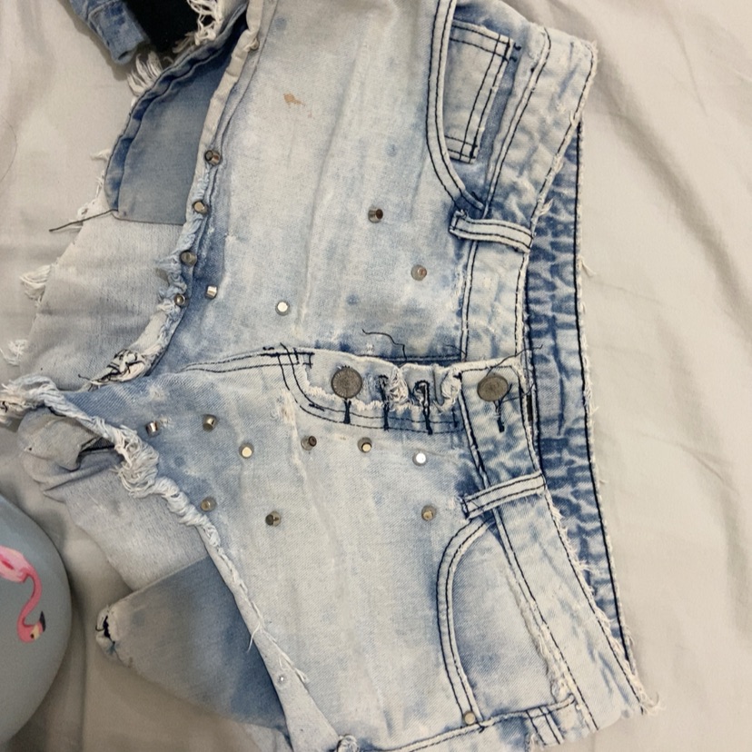 שורט גינס ב10 שקלים