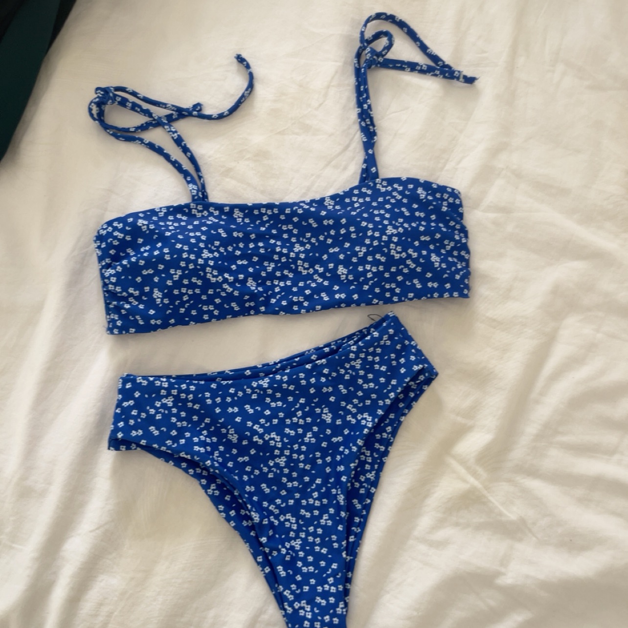 בגד ים כחול רויאל מהמם