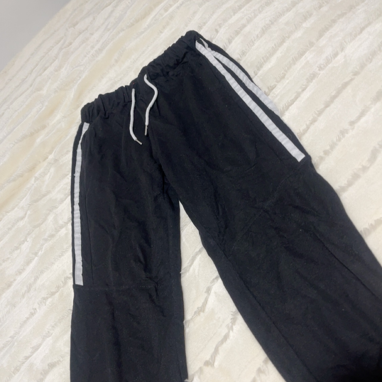 מכנס שחור טרנינג מאוד קליל (2)🖤