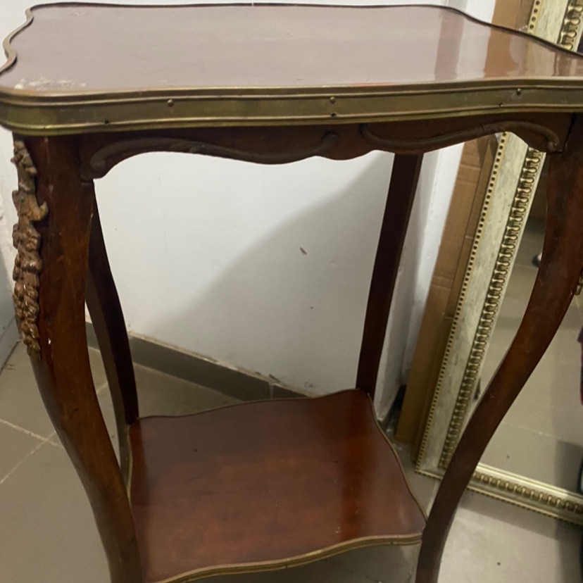 שולחן קפה עתיק למסירה ביאפ