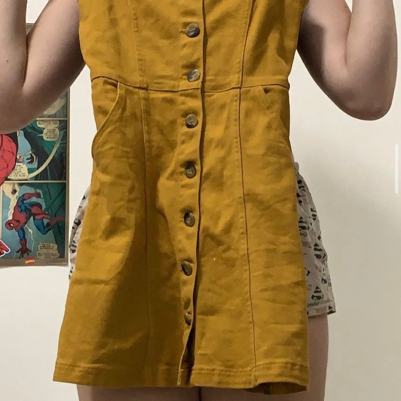 שמלת כפתורים צהובה 14₪