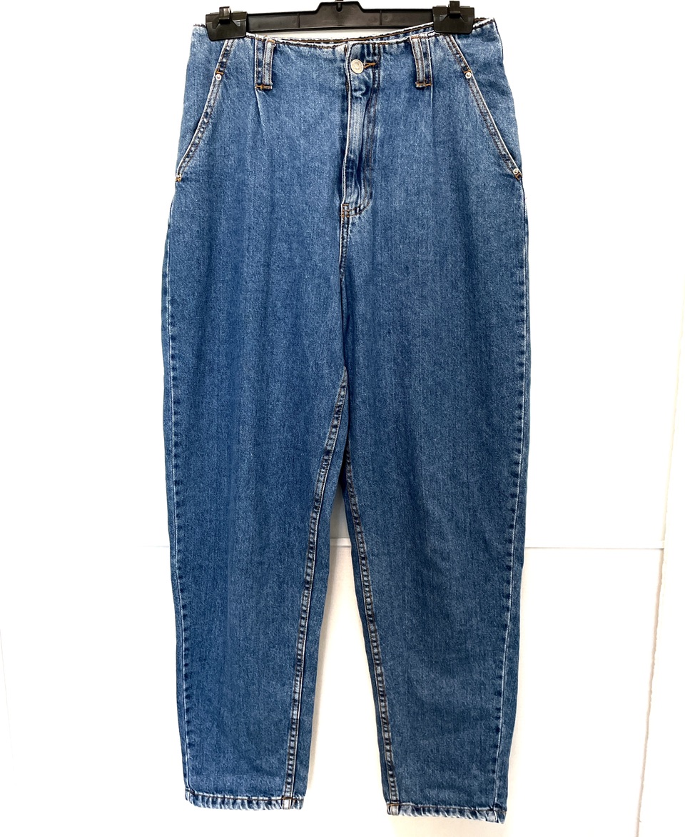 ג׳ינס סופר רחב