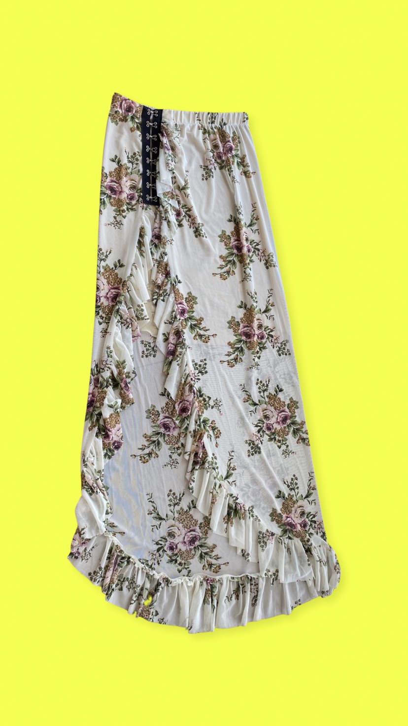 חצאית אלוהית 