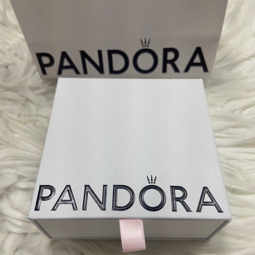 צמיד פנדורה מעור 🖤