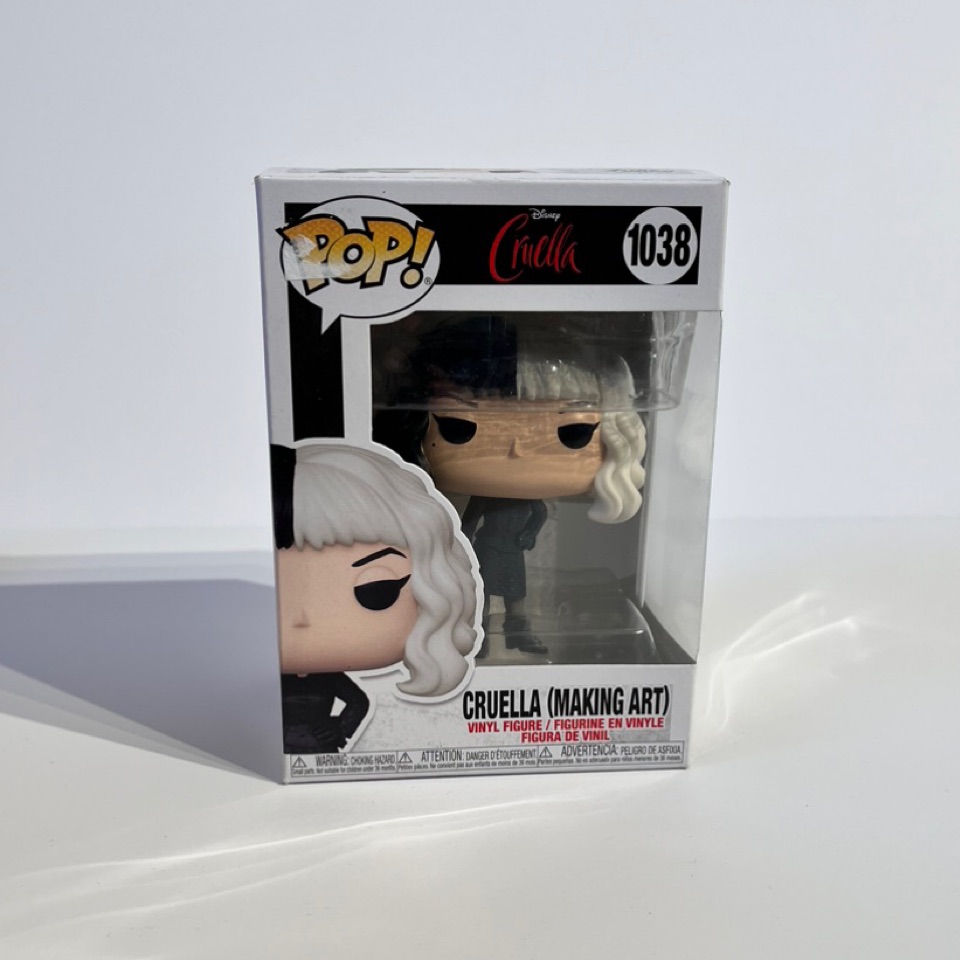 Funko pop Cruella (making art) 1038