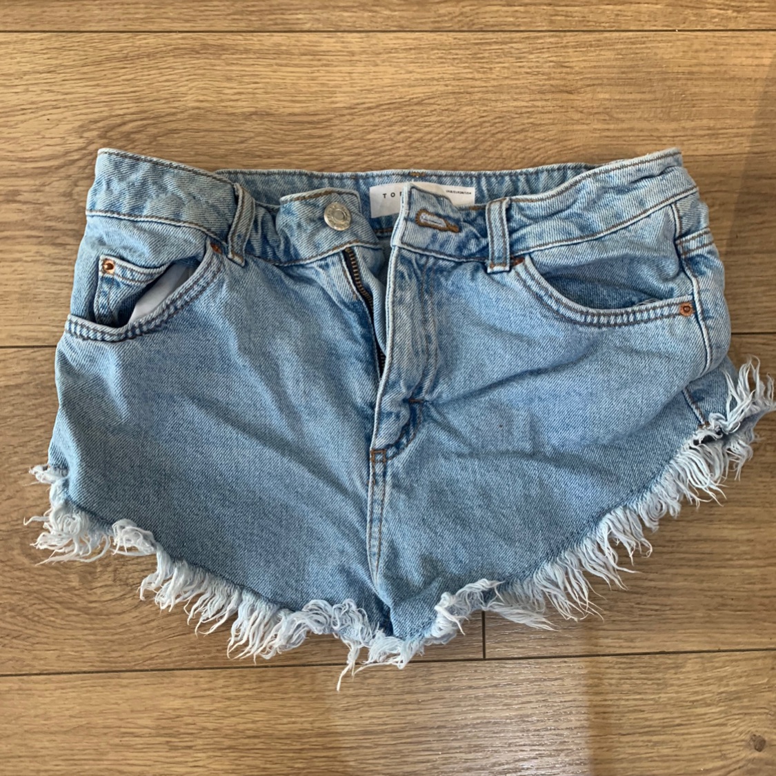 ג׳ינס טופשופ