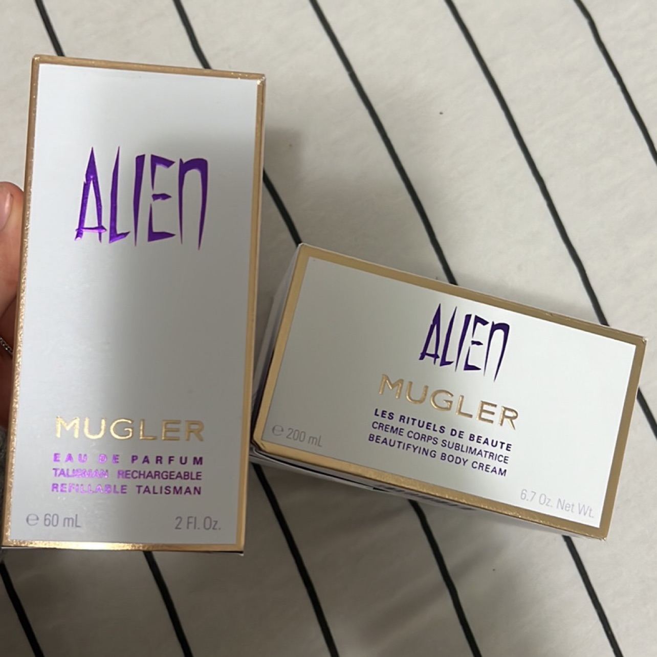 בושם וקרם גוף אליאן חדש לגמרי