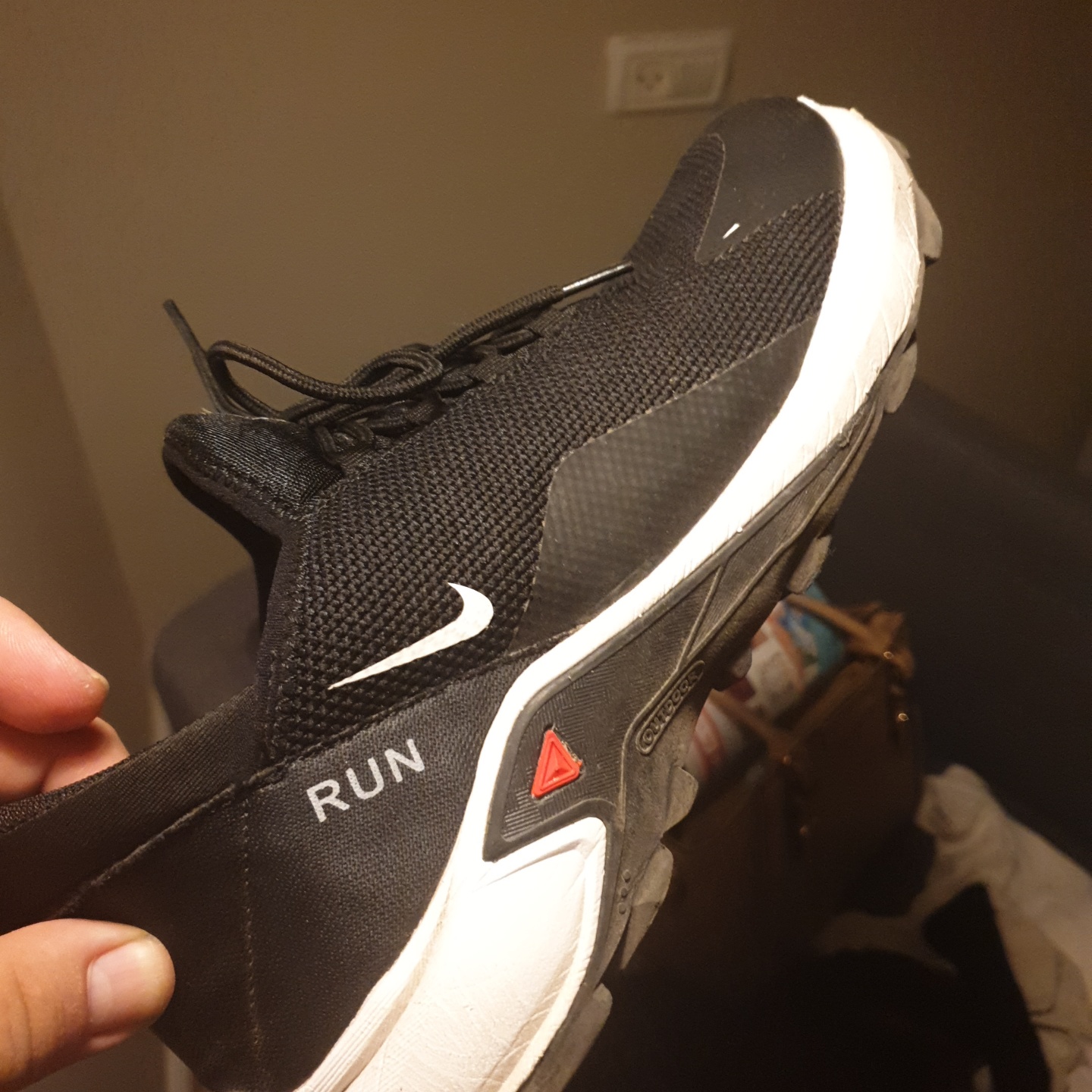 נעליים חדשות  מגוון