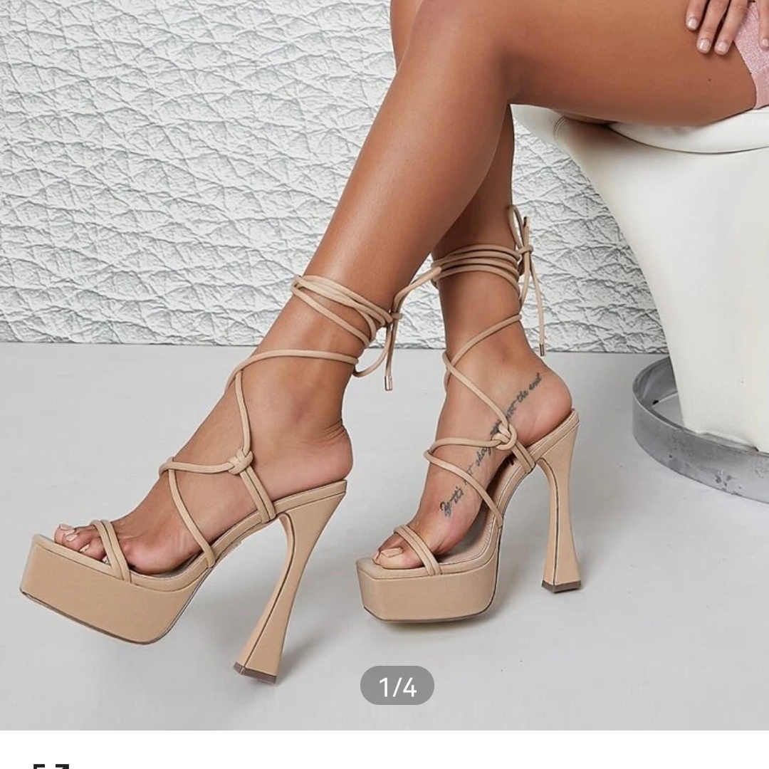 נעל מושלמת משיין לא נלבש חדש בתוך השקית של שיין נמכרת בגלל שגדולה עליי . מידה 37