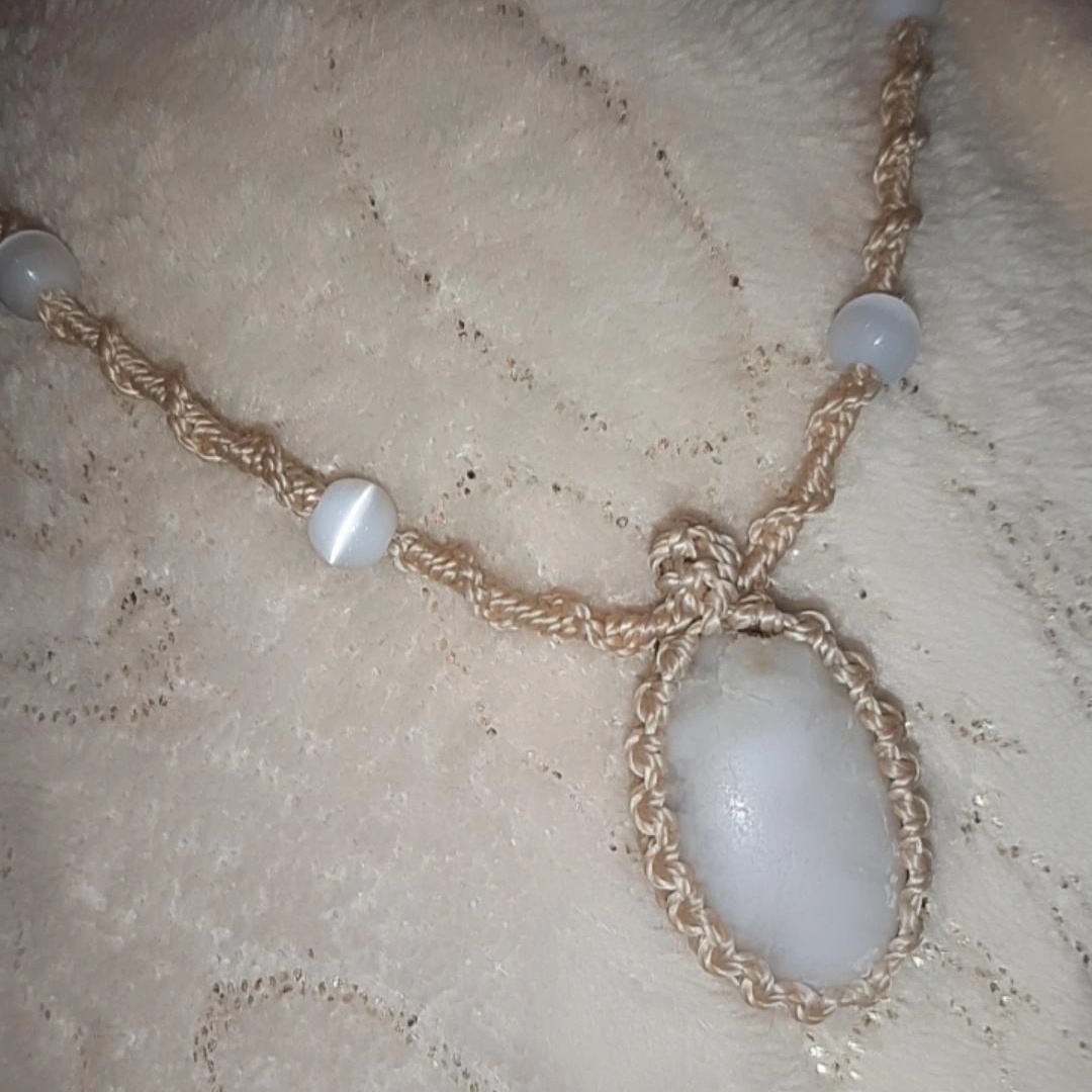 שרשרת מקרמה 