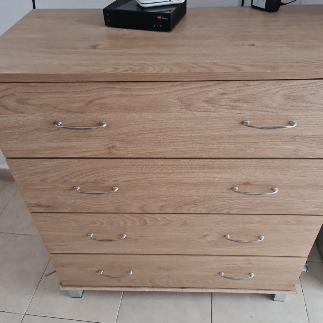 שידת מגירות 