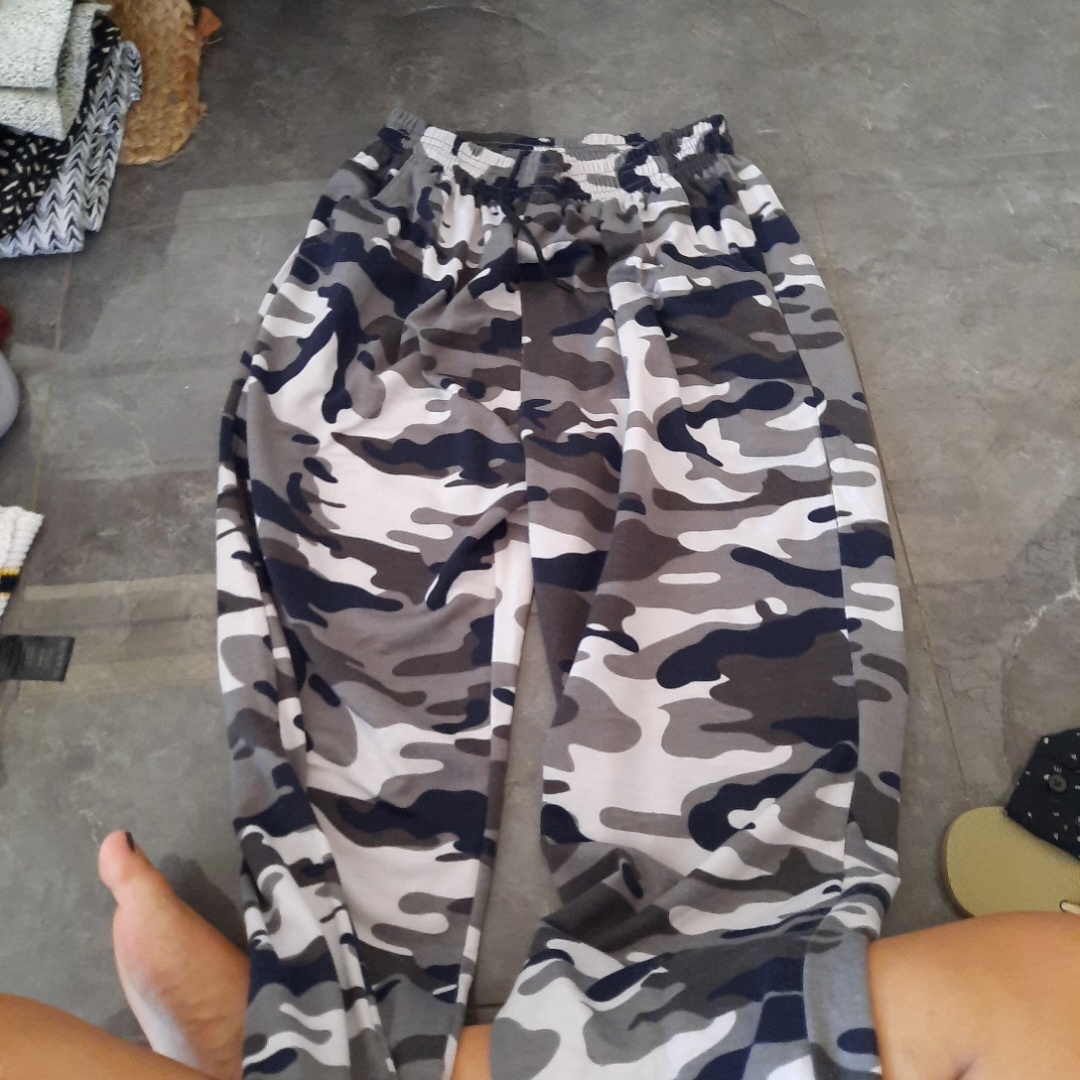 מכנס פיגמה 10שקלים