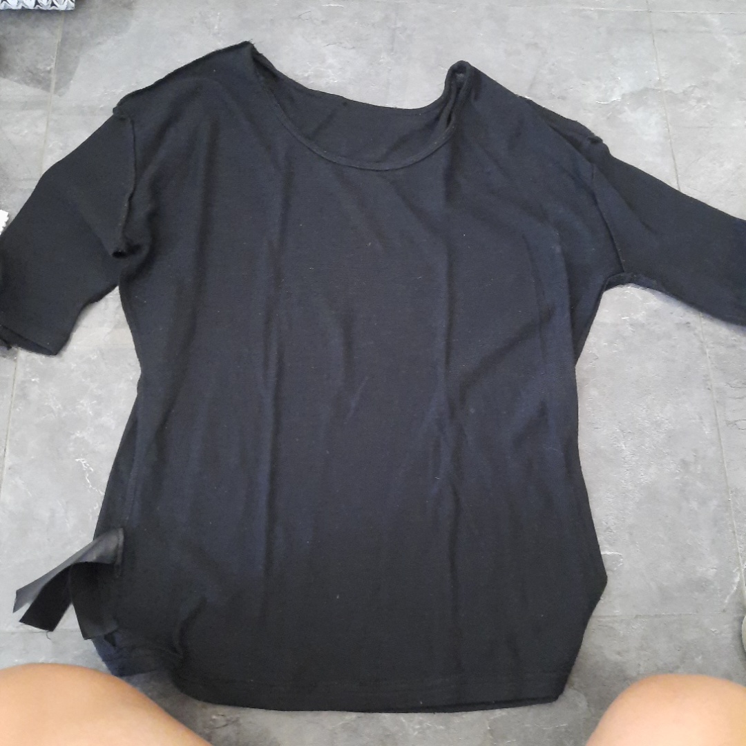 רנואר חולצה