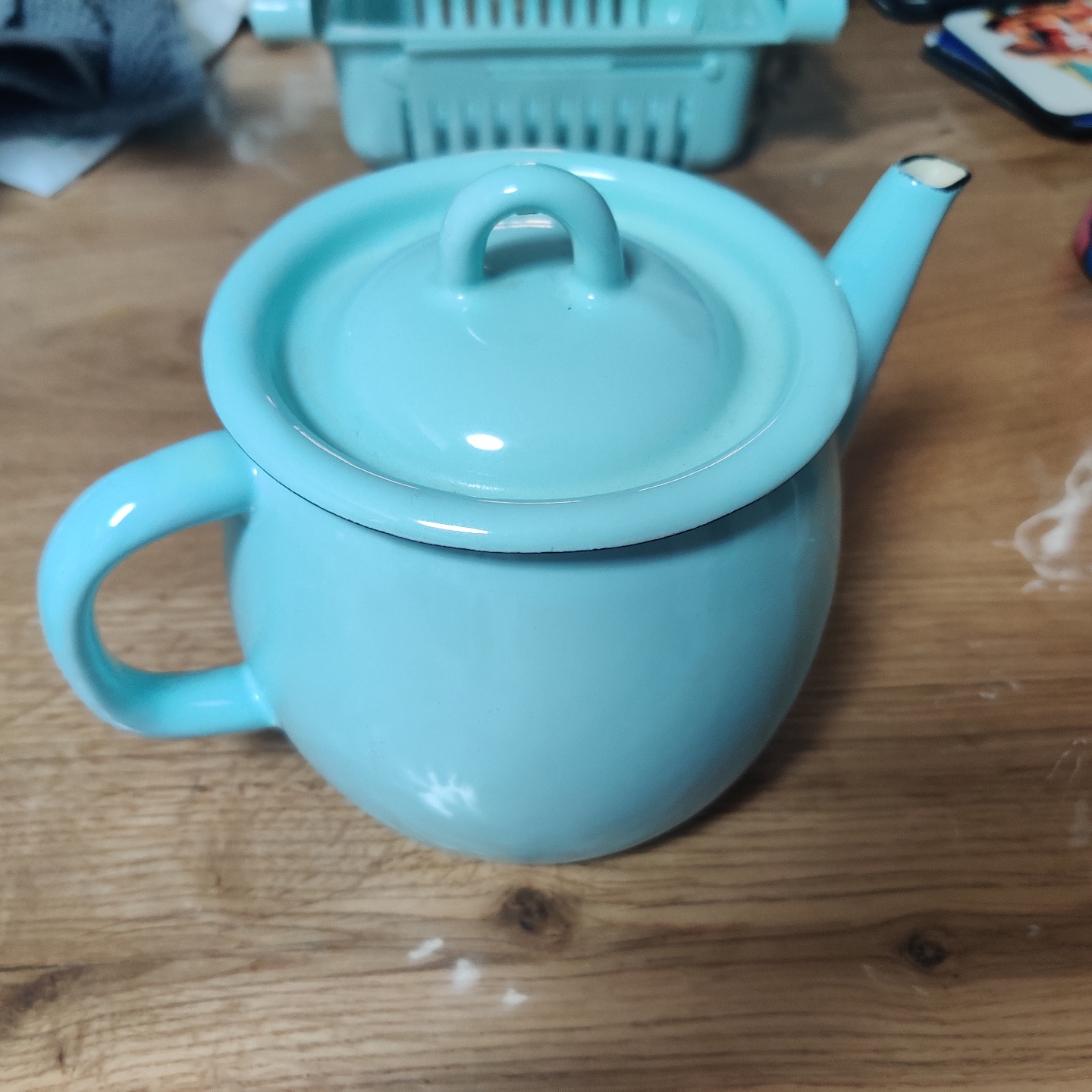 קומקום אמייל לא שביר