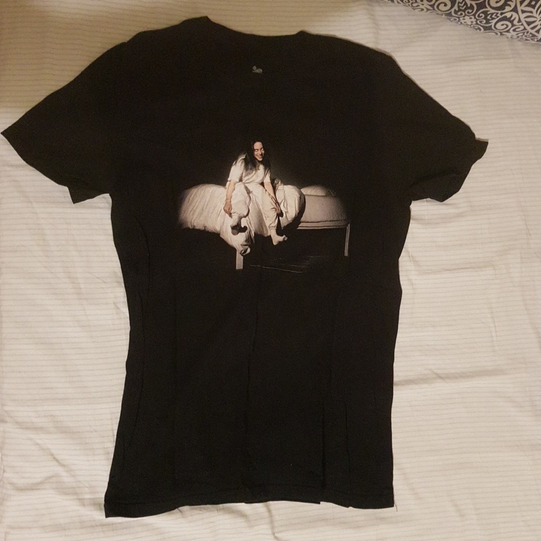 חולצת בילי אייליש