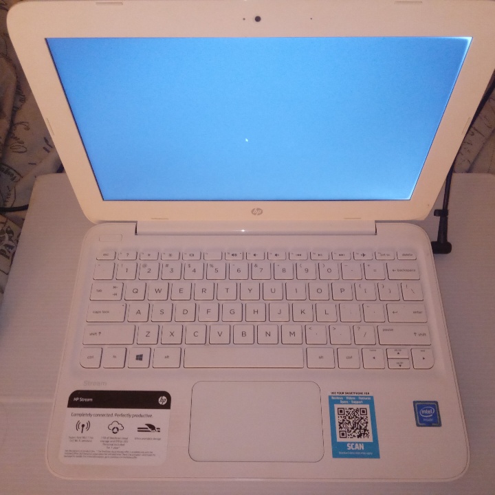 מחשב laptop   כמו חדש!!!