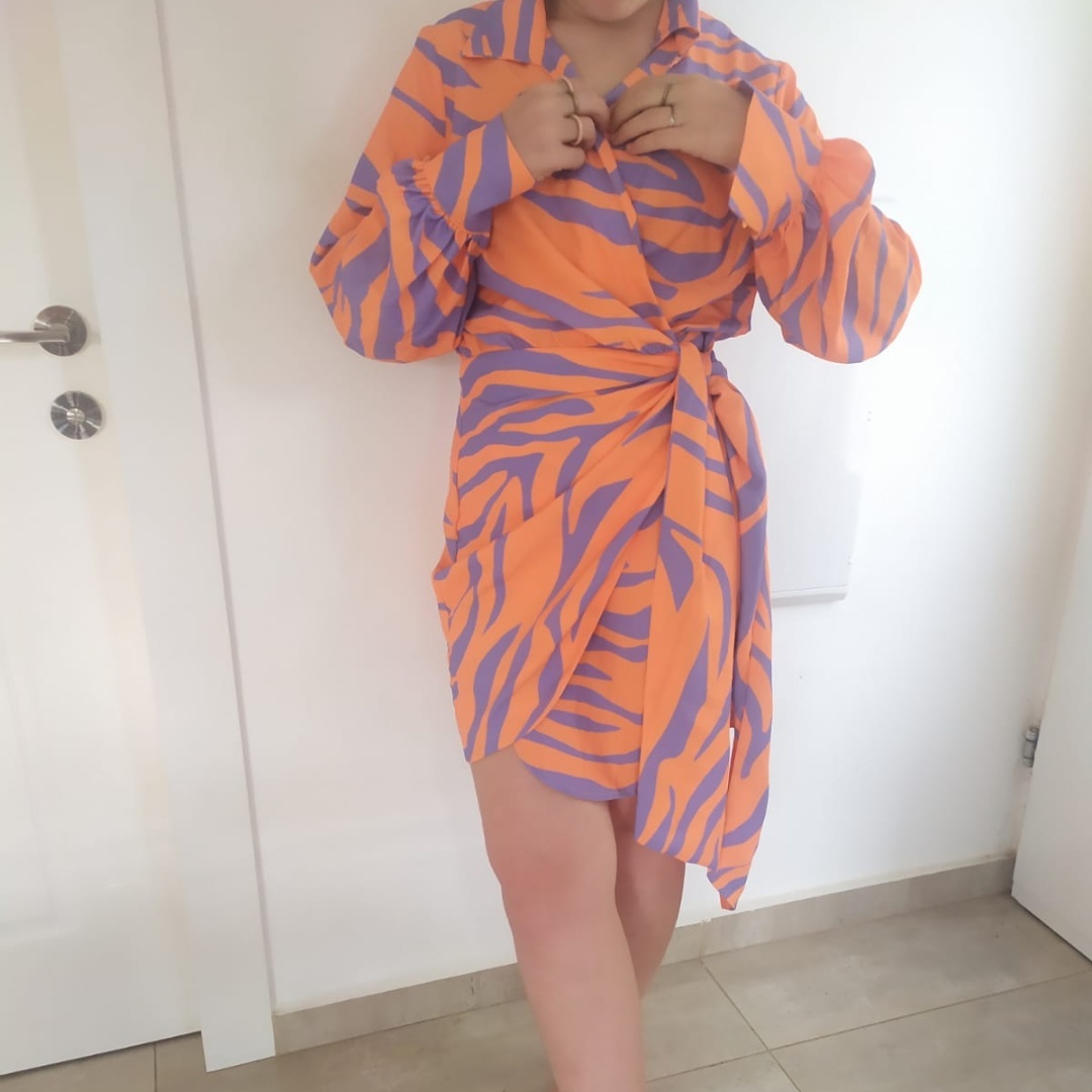 שמלה מנומרת מהממת במידה 38