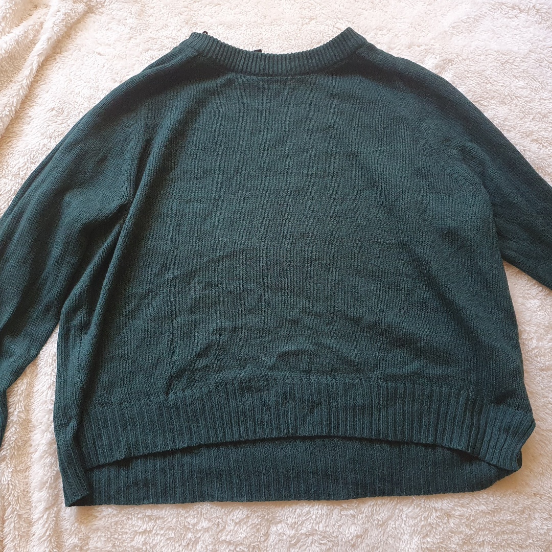 סריג נעים ירוק בקבוק