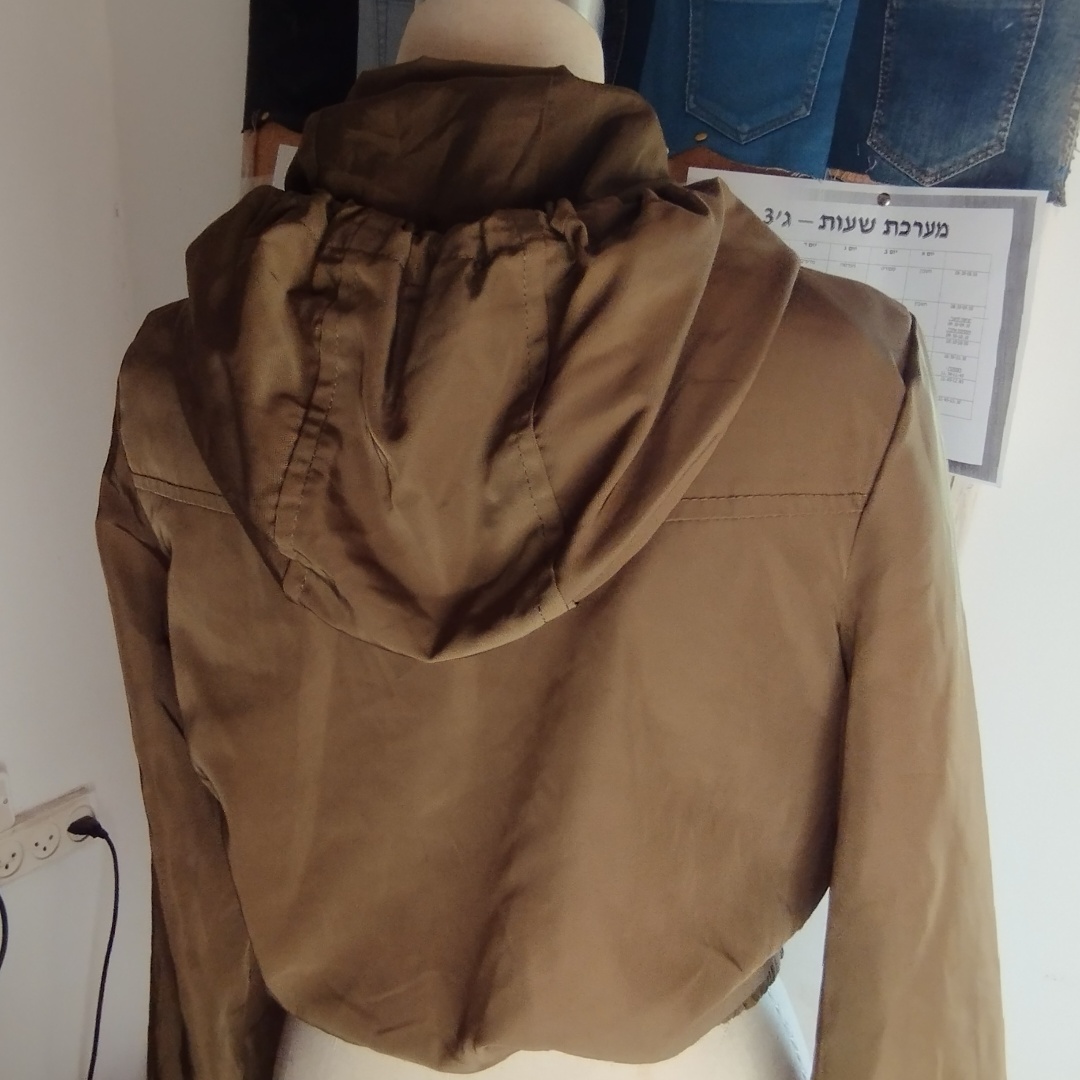 מעיל 50₪ 