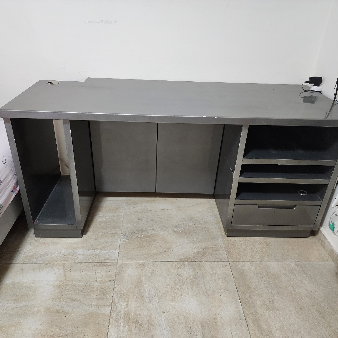 שולחן כתיבה איכותי