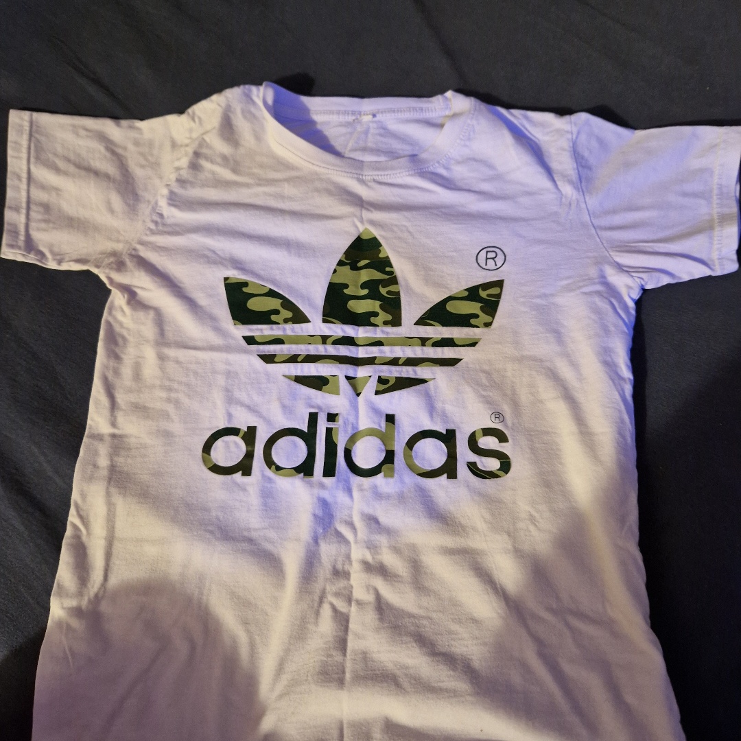 חולצה אדידס מקורית 100 אחוז קוטנה מידה xs 