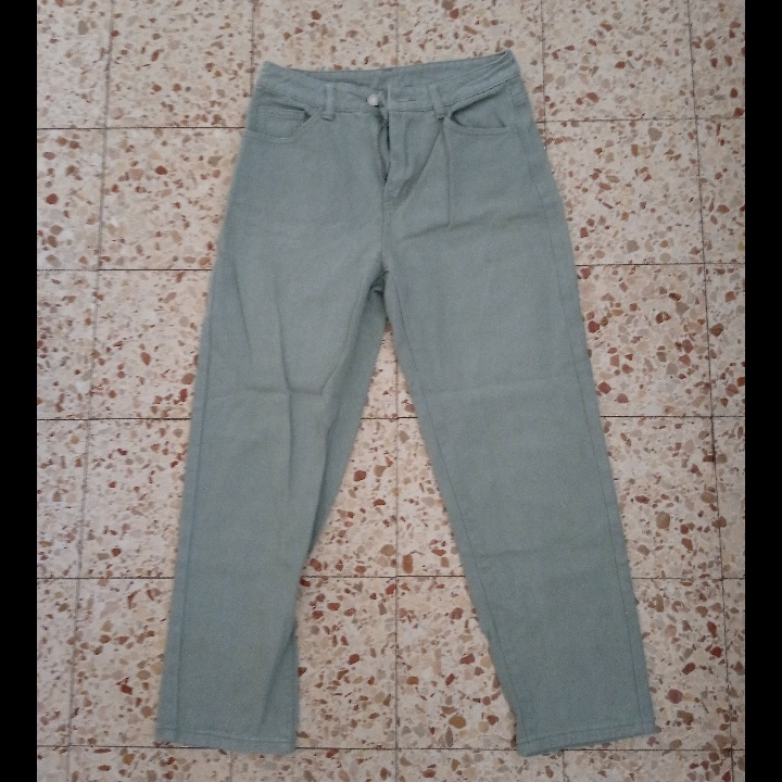 גינס בצבע "ירוק מנטה" מידה s