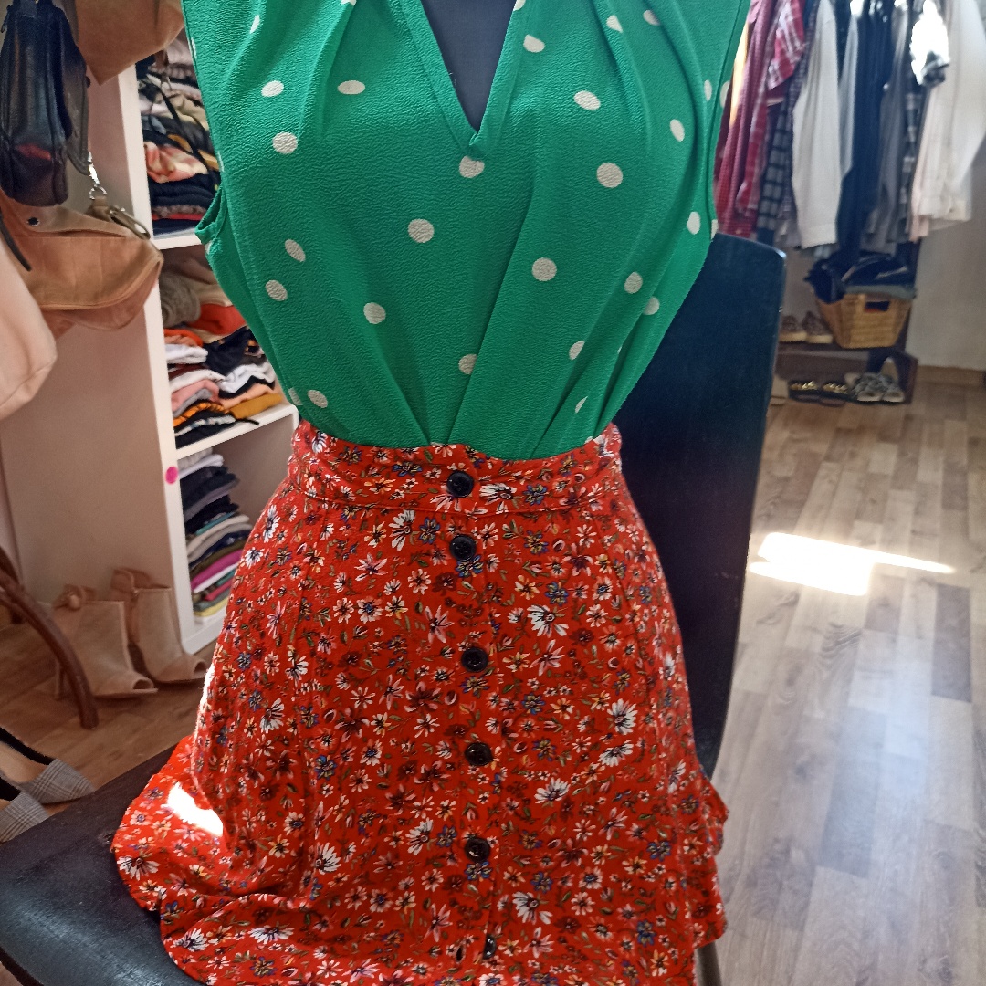 בגדים יד שניה 